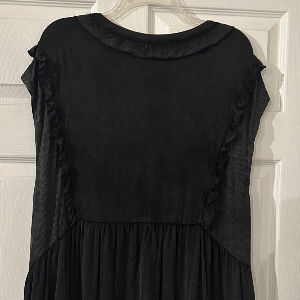 white birch Black Ruffled V-Neck Tunic Top - Picture 6 of 6